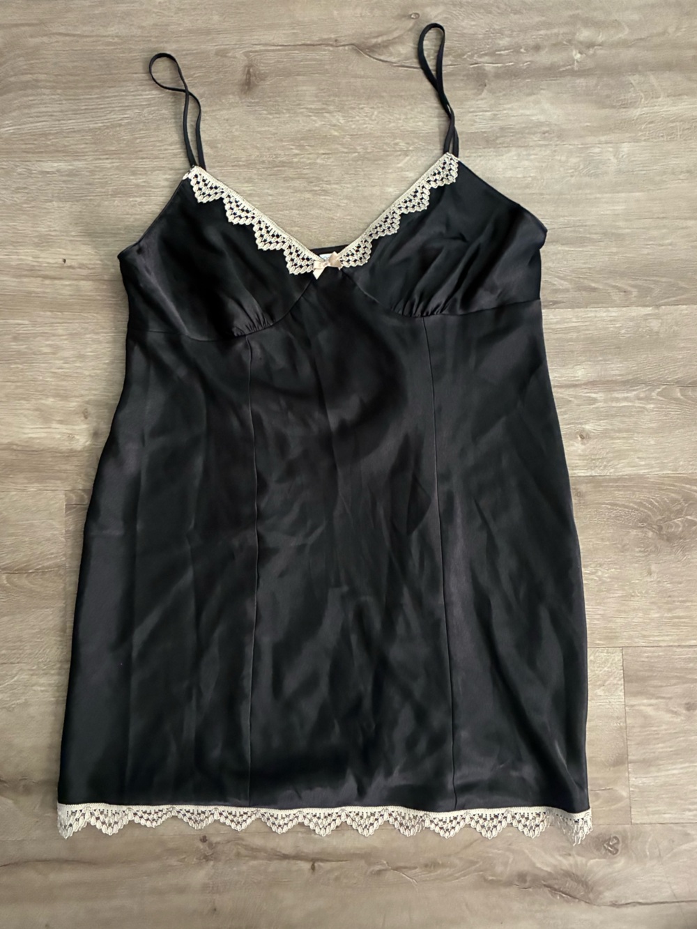 Gilligan & O'Malley Black Slip with Cream Lace Trim
